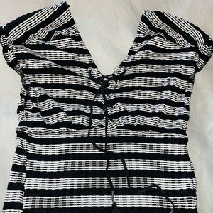 We the Free top small